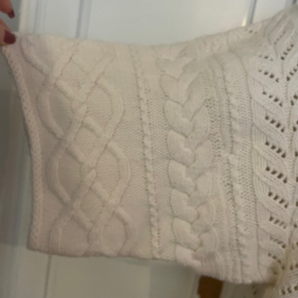 Express‎ Cream Cable Knit Chunky Sweater Women's Large Cotton/wool/angora blend - Picture 3 of 11